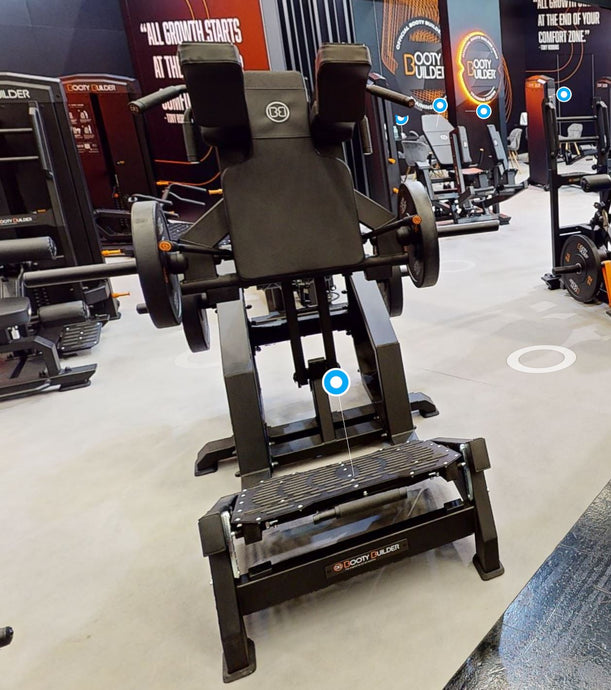 BOOTY BUILDER® V-Squat / Hack Squat - Kniebeuge Maschine